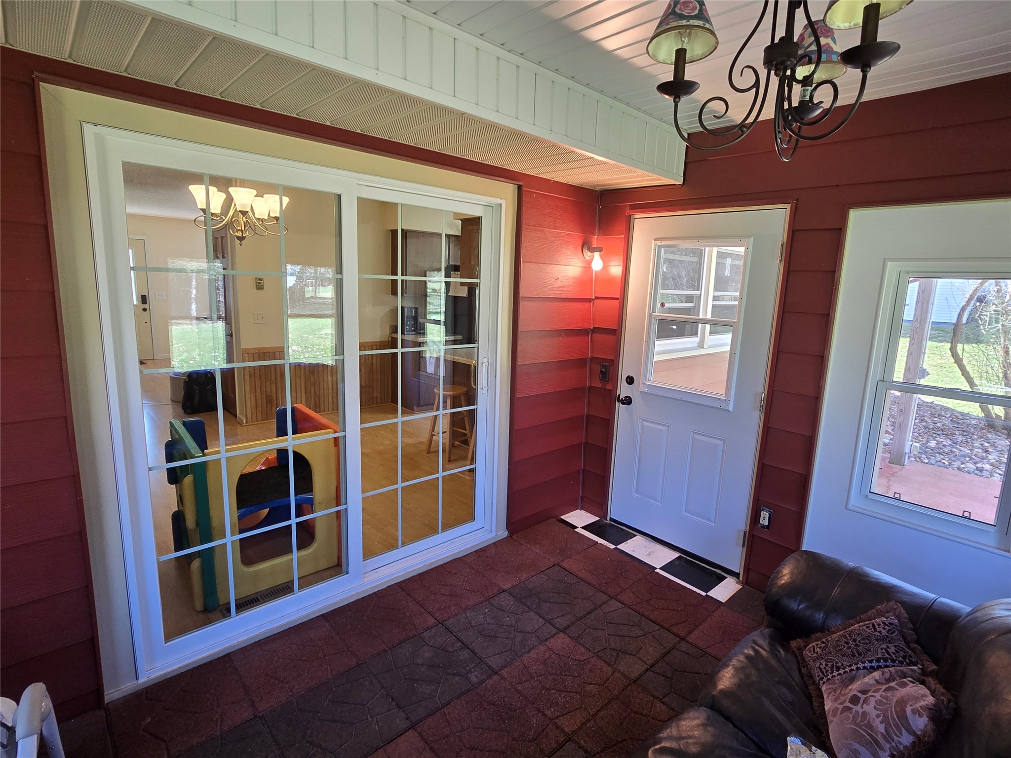 903 Mission Drive Rice Lake, WI 54868 - Photo 10 of 37