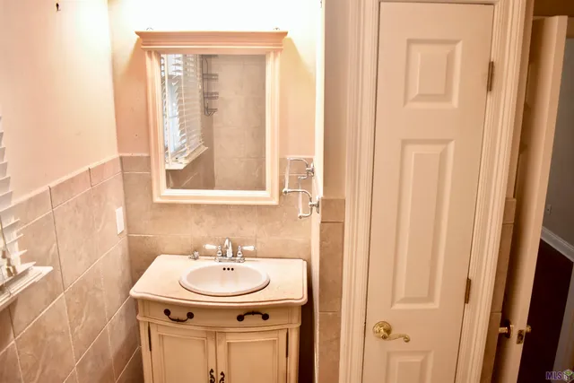 $2,200 | 9129 Nelson Street, New Orleans, LA 70118