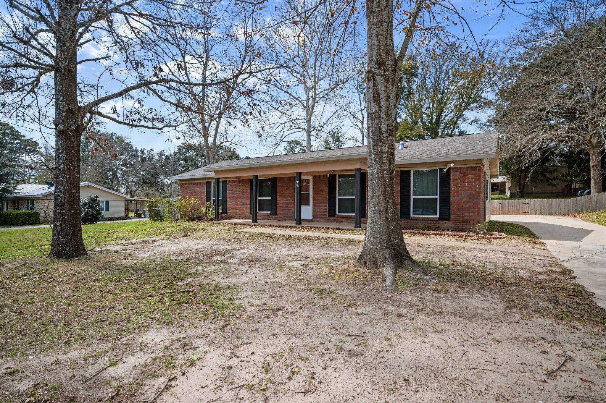 122 Rita Avenue Daphne, AL 36527 - Photo 2 of 17 Front Of Structure
