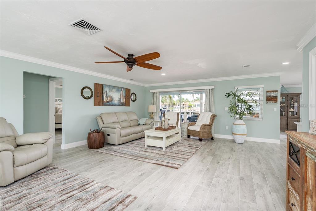 3301 Seaway Drive New Port Richey, FL 34652 - Photo 6 of 53 a living room with furniture