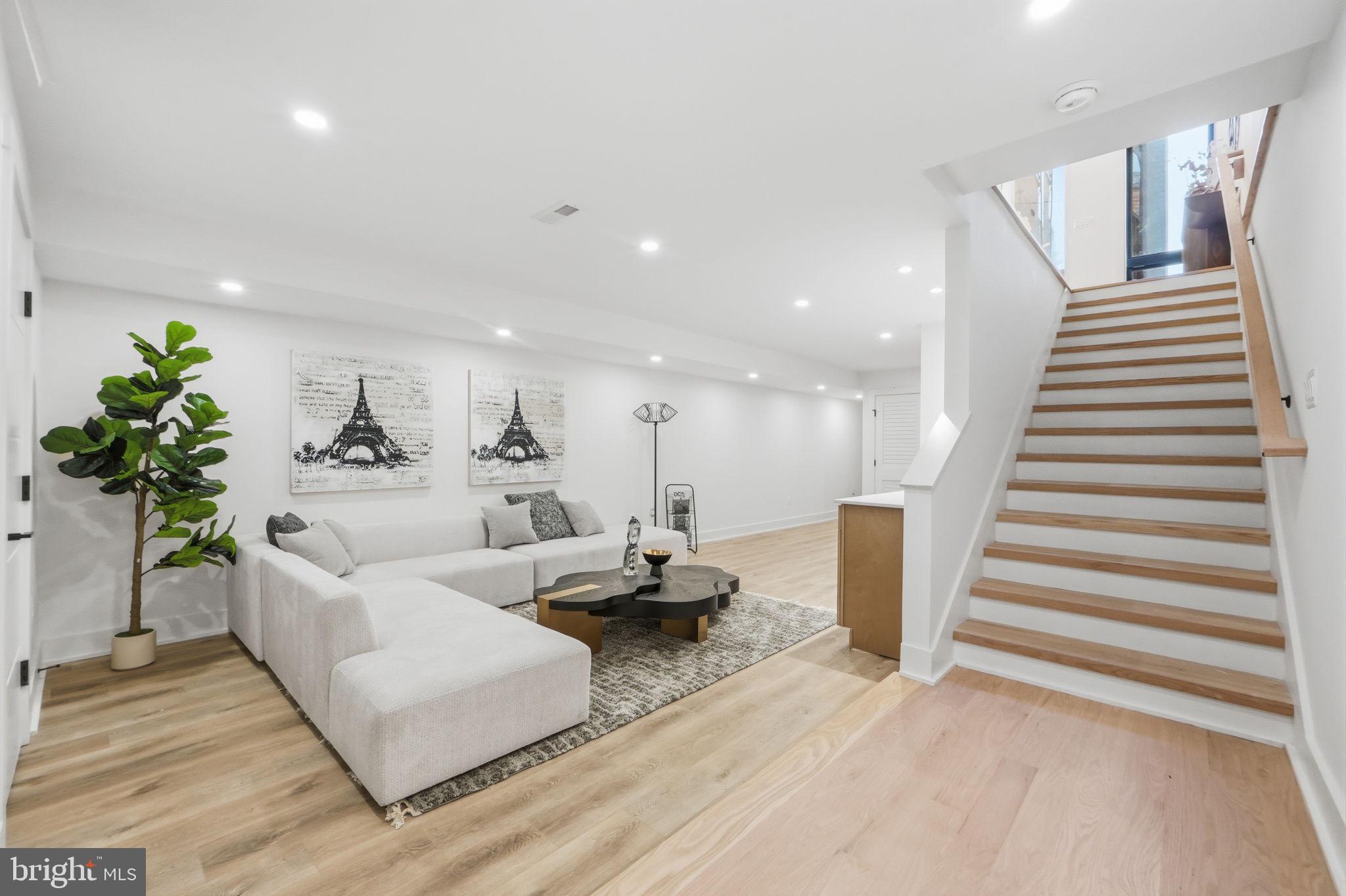 1933 Calvert Street Northwest Washington, DC 20009 - Photo 61 of 72