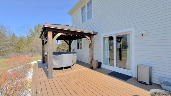 $650,000 | 2360 Sleepy Hollow Road, Athens, NY 12015