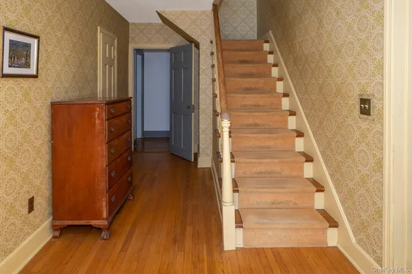 $525,000 | 3985 Highway 82, Millbrook, NY 12545