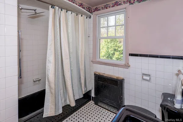 $525,000 | 3985 Highway 82, Millbrook, NY 12545