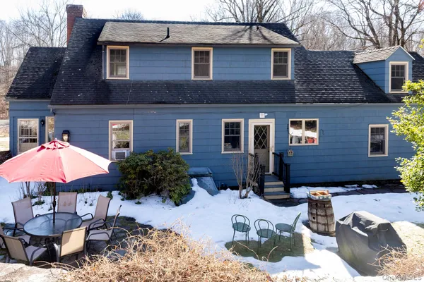 $525,000 | 3985 Highway 82, Millbrook, NY 12545