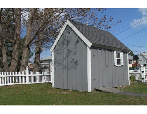 168 Newport Road Hull, MA 02045 - Photo 8 of 13