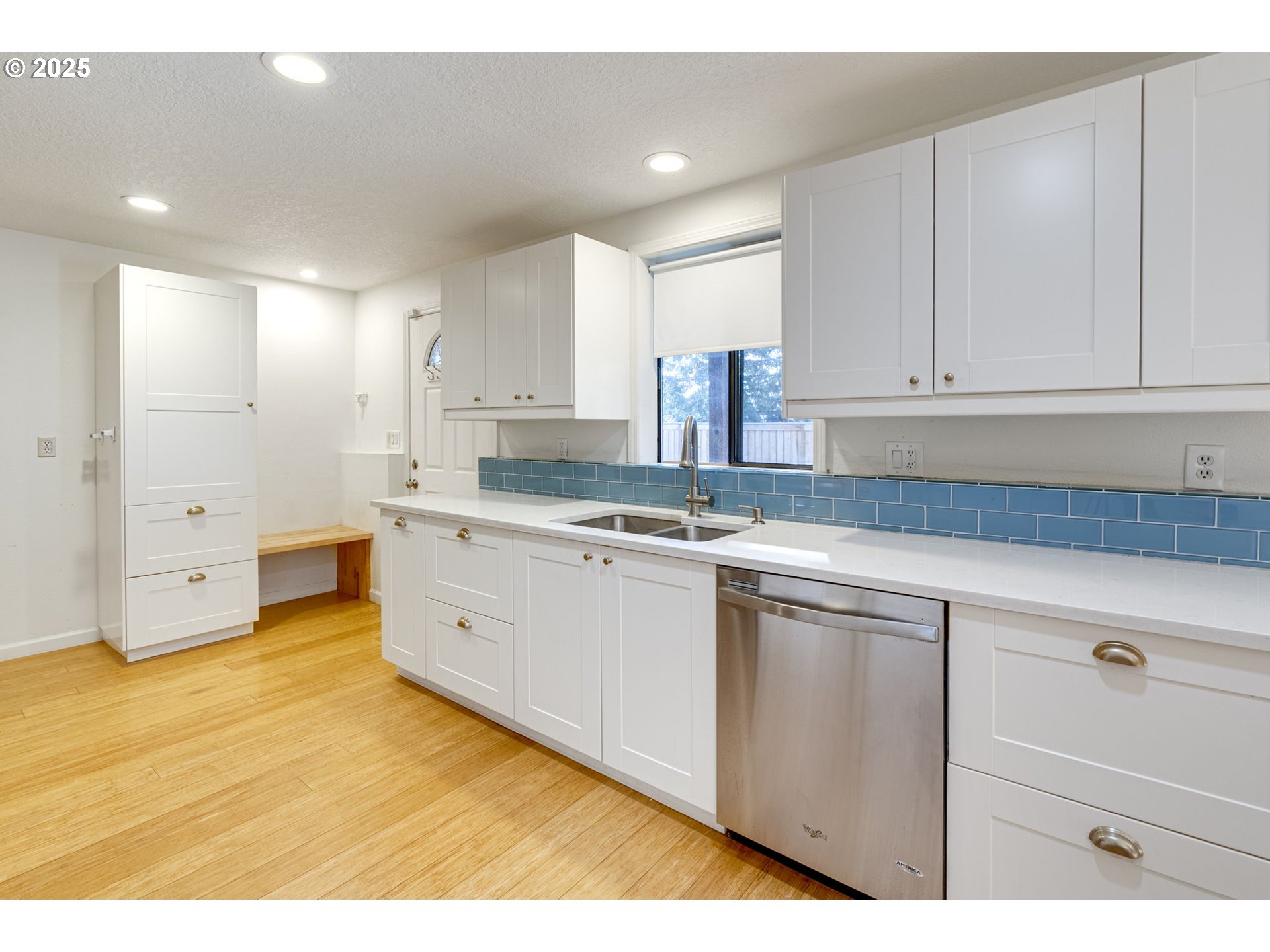 1330 Southwest Stephenson Street Portland, OR 97219 - Photo 34 of 48