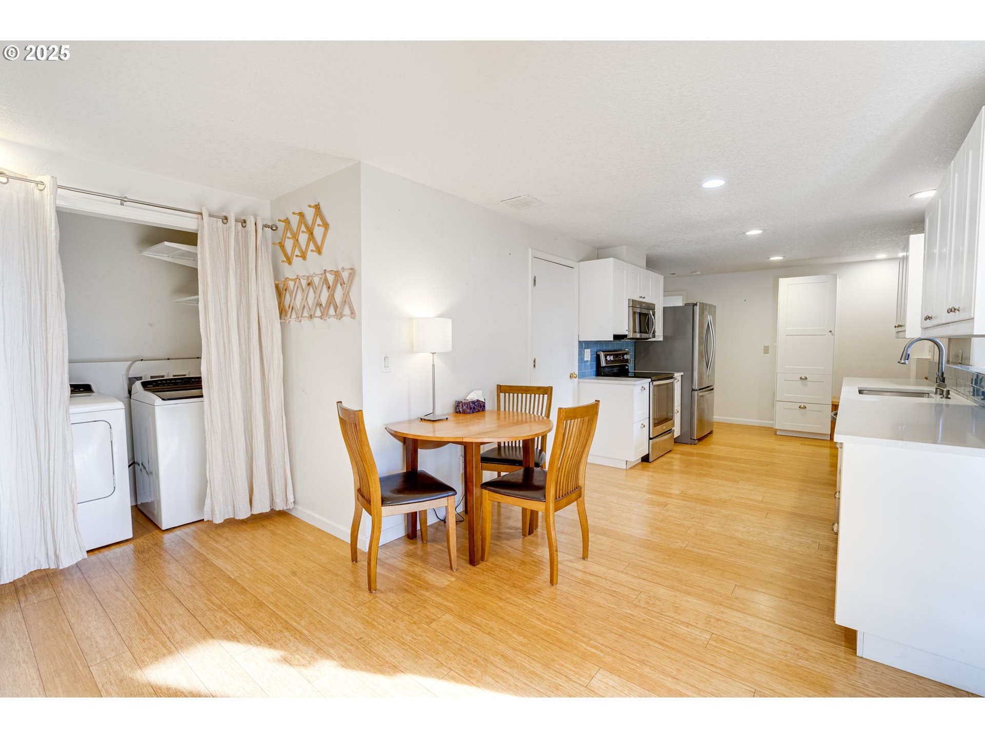 1330 Southwest Stephenson Street Portland, OR 97219 - Photo 35 of 48