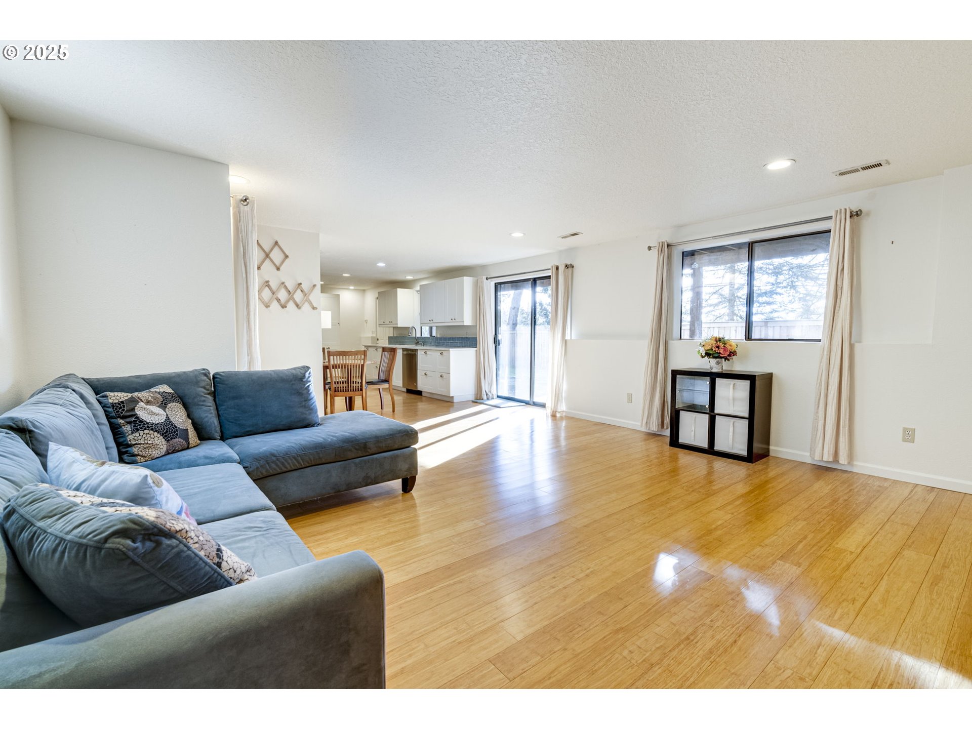 1330 Southwest Stephenson Street Portland, OR 97219 - Photo 38 of 48