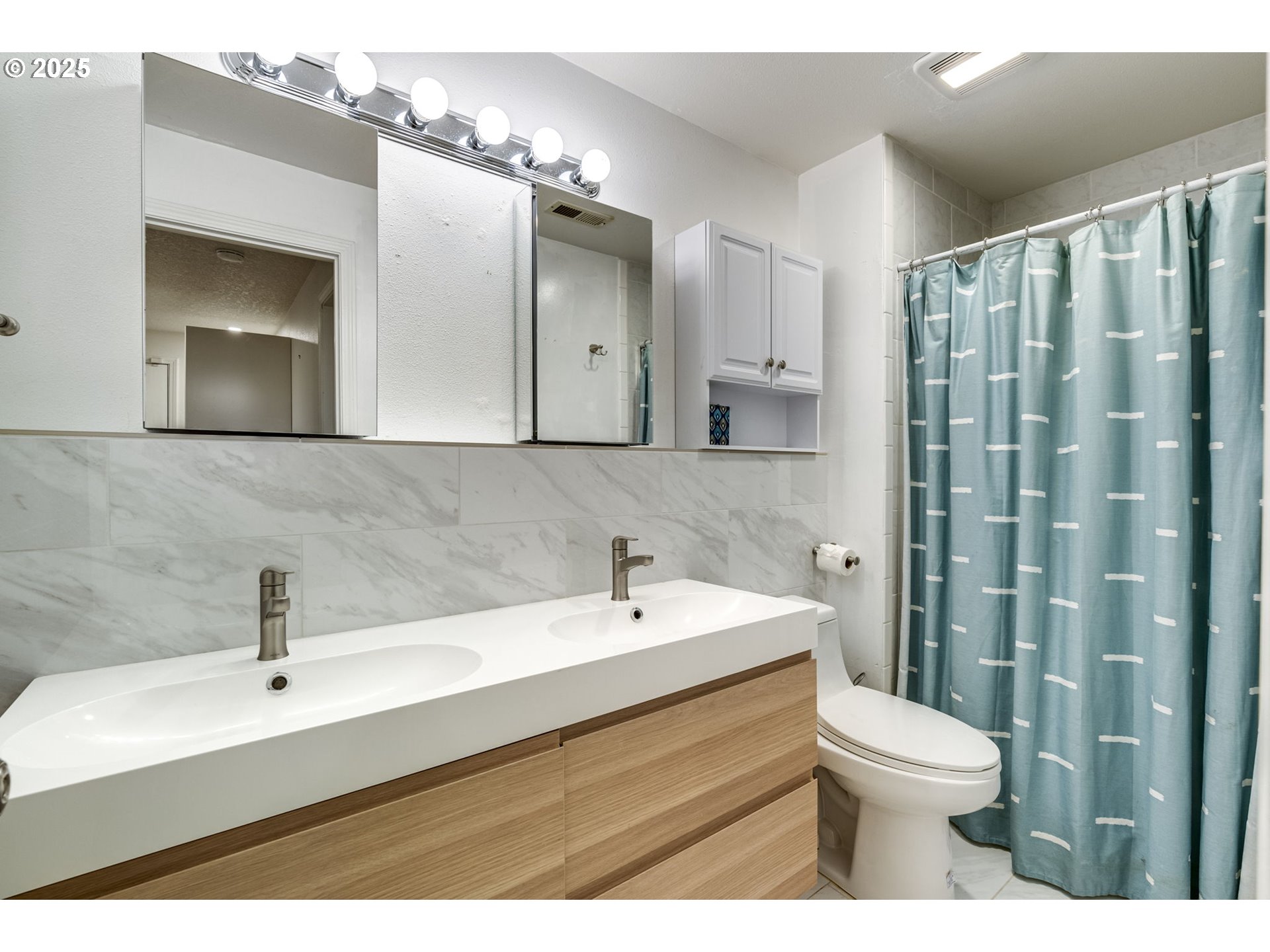 1330 Southwest Stephenson Street Portland, OR 97219 - Photo 39 of 48