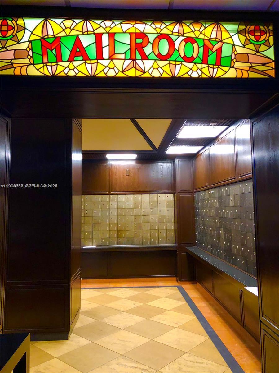 600 Northeast 36th Street, Unit 2011 Miami, FL 33137 - Photo 37 of 49 a room with toys and wooden floor