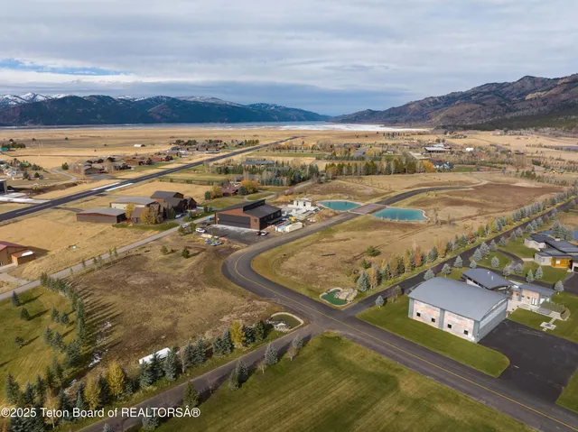 $16,000,000 | 208 Alpine Village Circle, Alpine, WY 83128