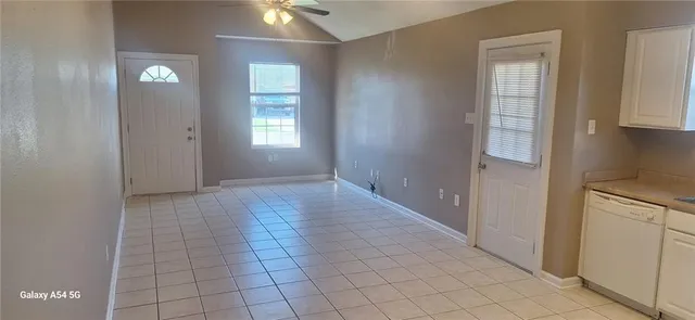 $1,150 | 3523 Pakenham Drive, Chalmette, LA 70043