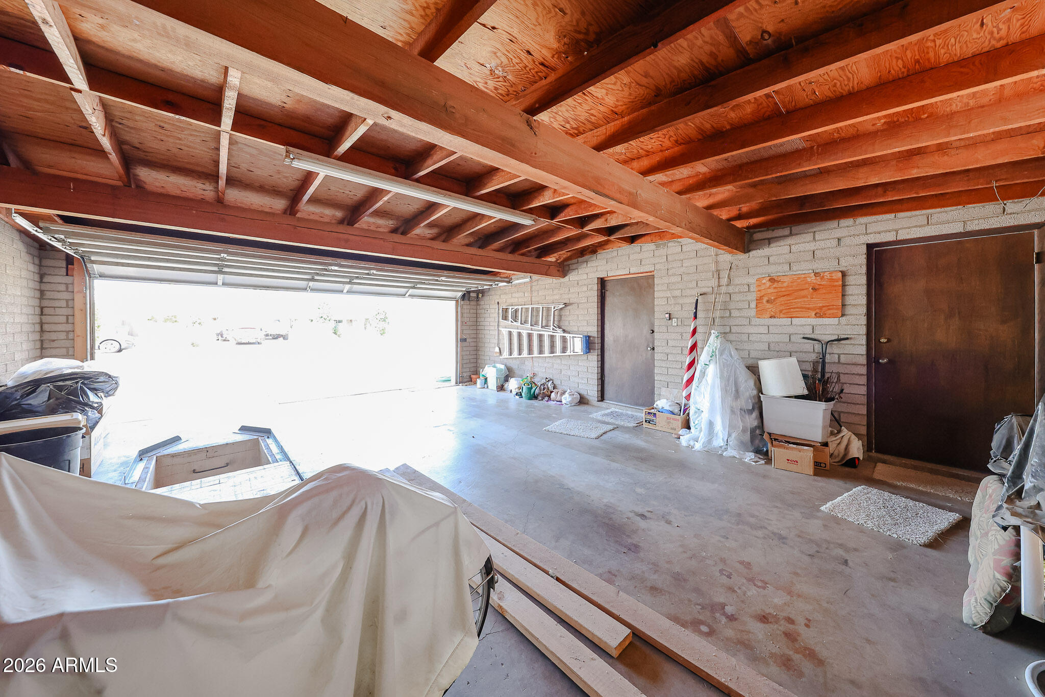 3039 East Charter Oak Road Phoenix, AZ 85032 - Photo 35 of 46 2 Doors Into House