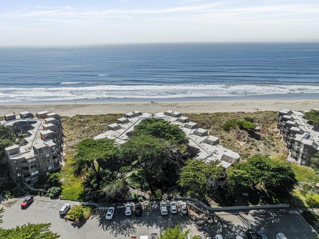 101 Shell Road, Unit 102 Watsonville, CA 95076 - Photo 26 of 34 a view of an ocean from a balcony