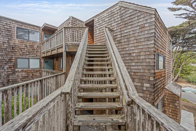 101 Shell Road, Unit 102 Watsonville, CA 95076 - Photo 31 of 34 a view of a large building