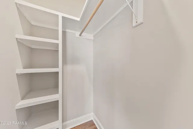 $1,800 | 113 Firethorn Drive, Youngsville, LA 70592