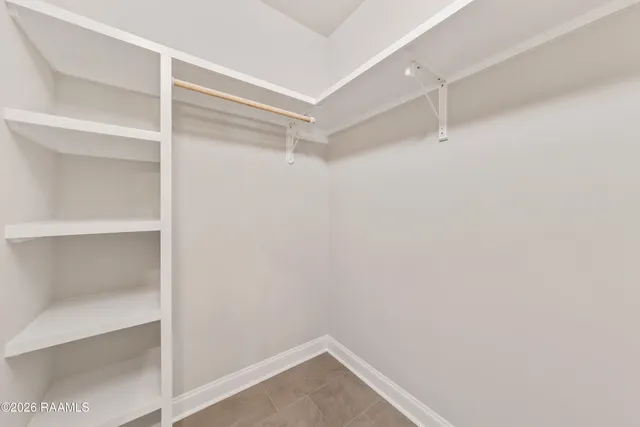 $1,800 | 113 Firethorn Drive, Youngsville, LA 70592