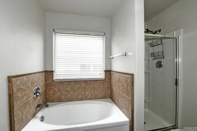 $1,850 | 9910 Shawnee Bluff, Converse, TX 78109