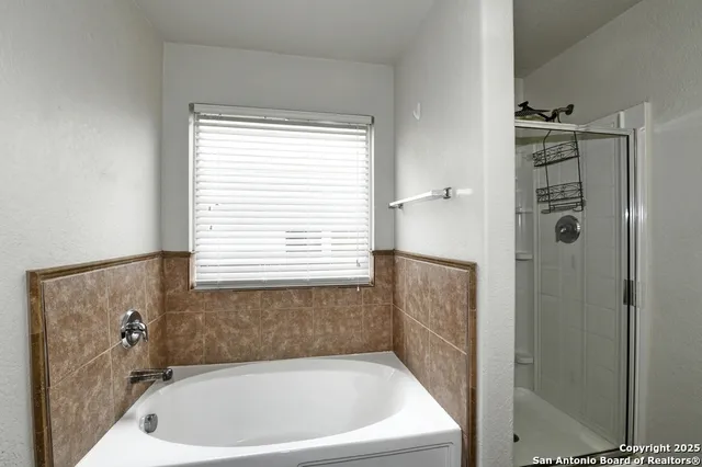 $1,850 | 9910 Shawnee Bluff, Converse, TX 78109