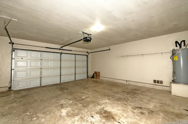 $1,850 | 9910 Shawnee Bluff, Converse, TX 78109