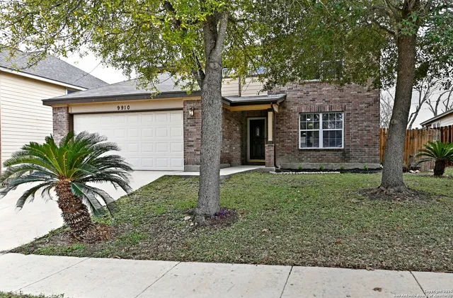 $1,850 | 9910 Shawnee Bluff, Converse, TX 78109