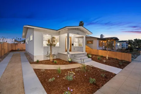 a view of a house with entertaining space