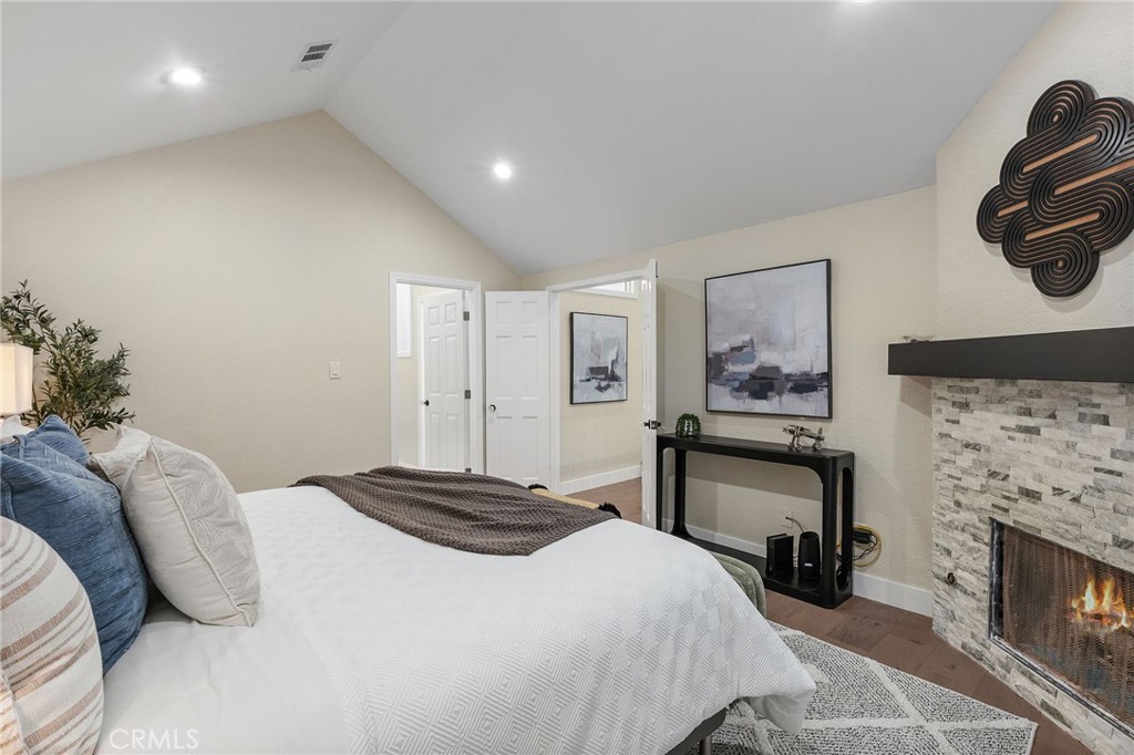 950 South Rim Crest Drive Anaheim, CA 92807 - Photo 25 of 61