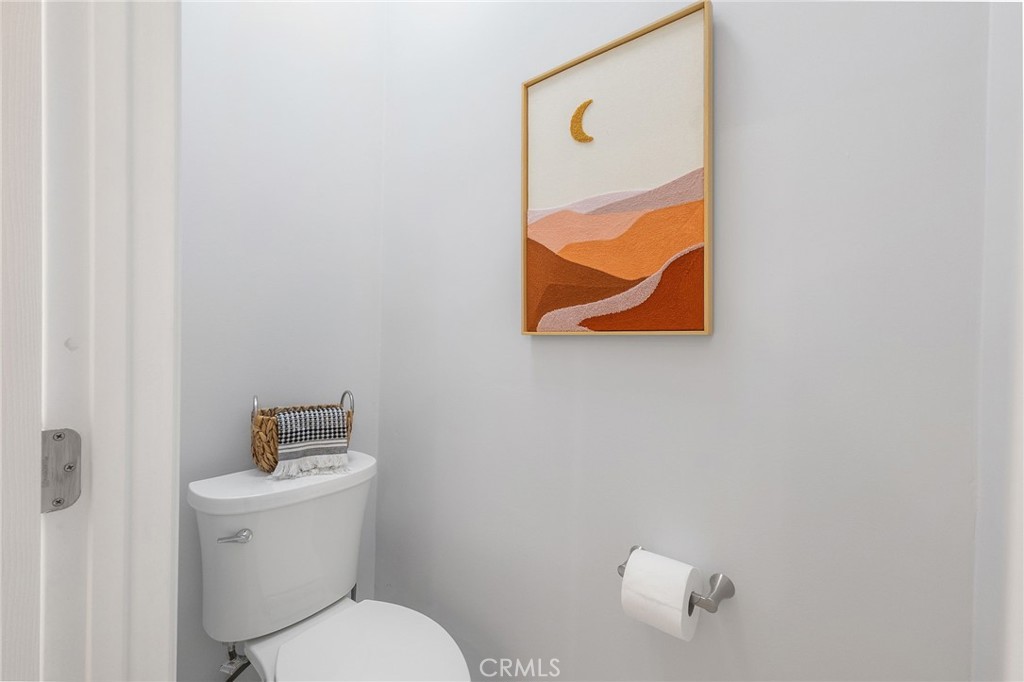 950 South Rim Crest Drive Anaheim, CA 92807 - Photo 29 of 61