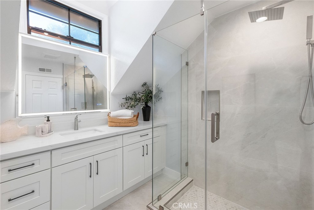 950 South Rim Crest Drive Anaheim, CA 92807 - Photo 43 of 61