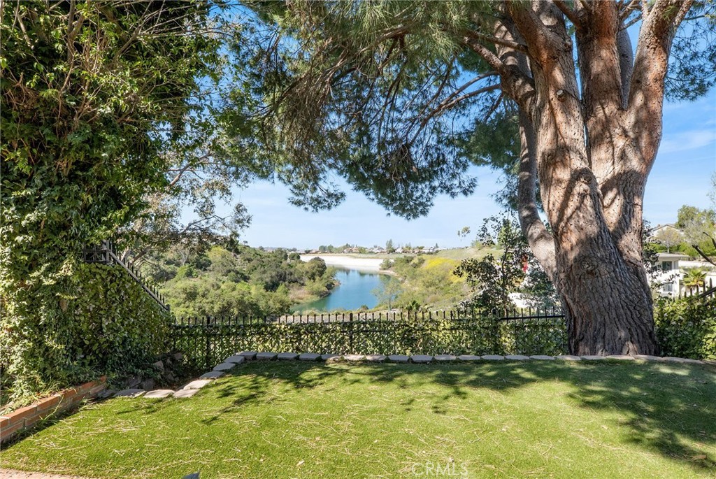 950 South Rim Crest Drive Anaheim, CA 92807 - Photo 46 of 61