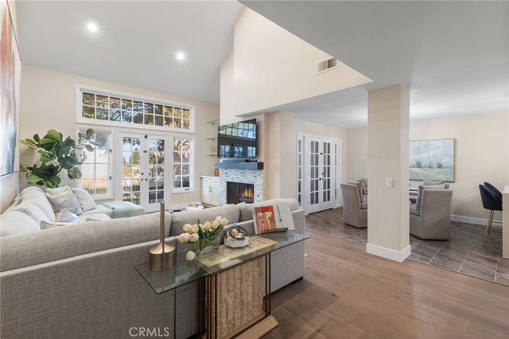 950 South Rim Crest Drive Anaheim, CA 92807 - Photo 9 of 61