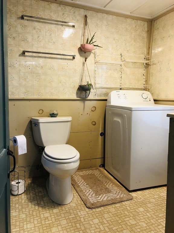 1007 Petersham Road Hardwick, MA 01037 - Photo 20 of 33 a bathroom with a sink and a toilet