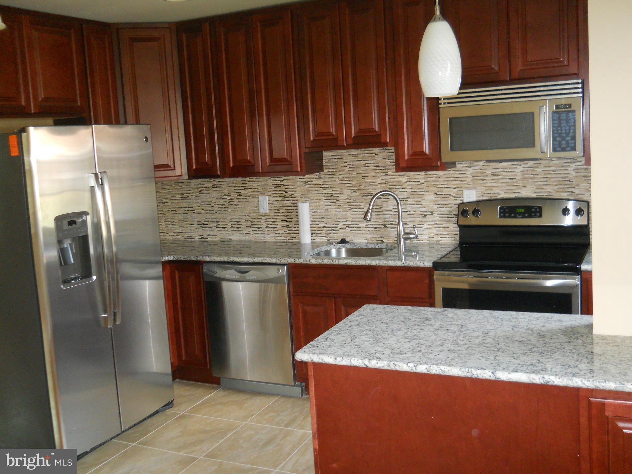 6940 Broening Road Baltimore, MD 21222 - Photo 5 of 22 Kitchen