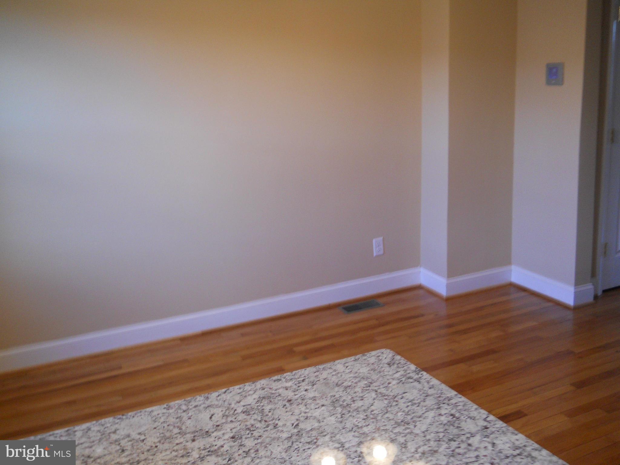 6940 Broening Road Baltimore, MD 21222 - Photo 8 of 22 Interior (General)