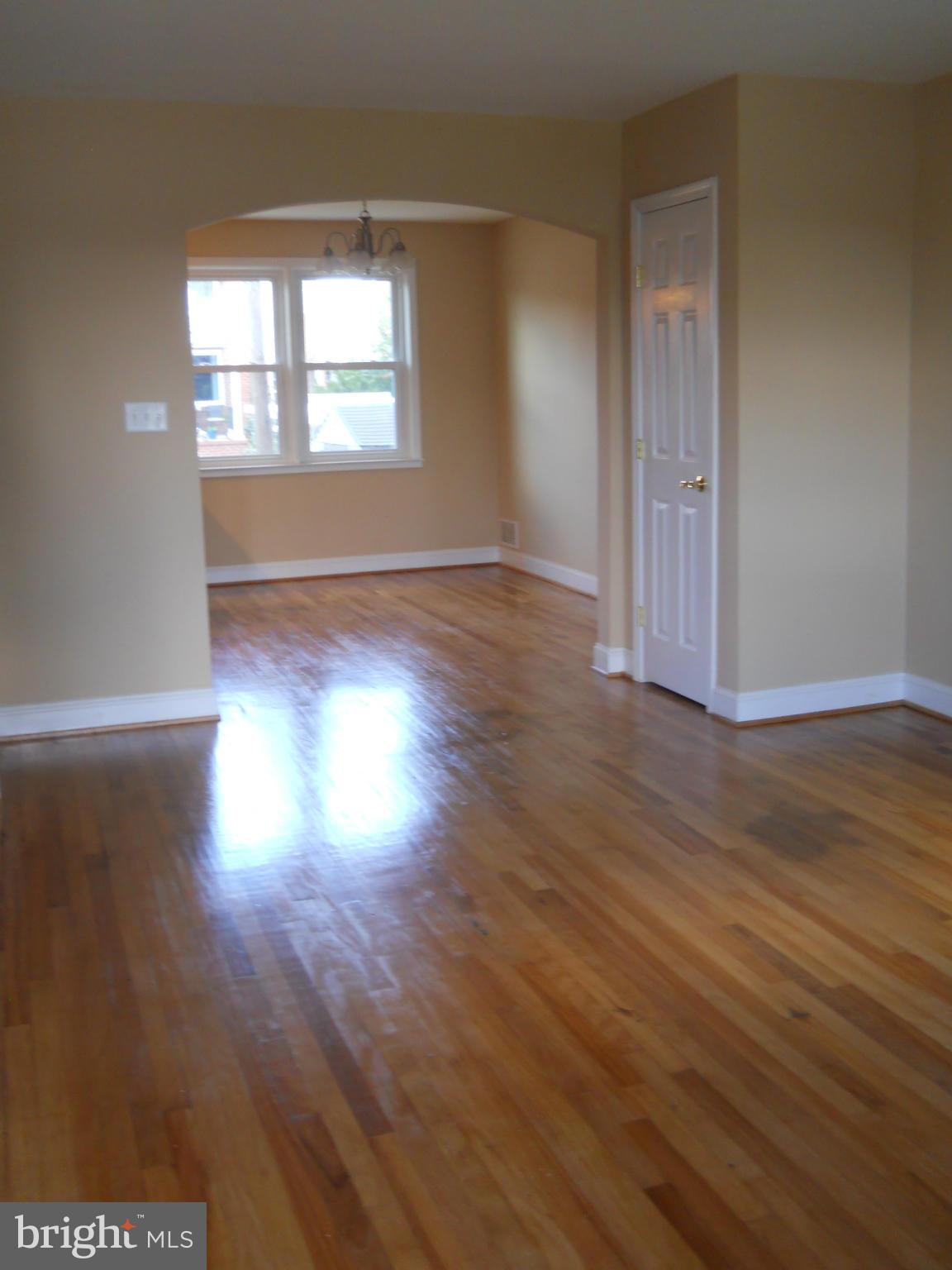 6940 Broening Road Baltimore, MD 21222 - Photo 9 of 22 Dining Room
