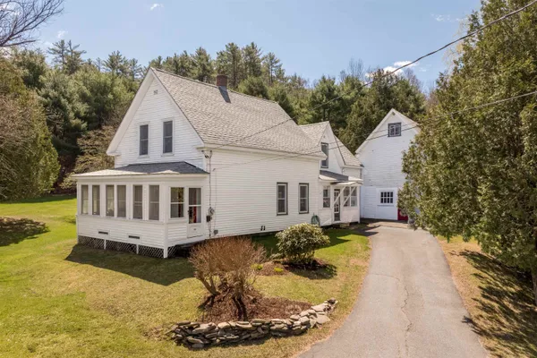 $499,500 | 111 East Gilson Avenue, Hartford, VT 05001