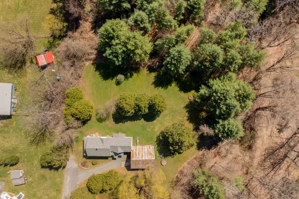$499,500 | 111 East Gilson Avenue, Hartford, VT 05001