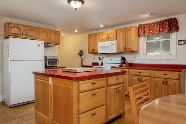 $499,500 | 111 East Gilson Avenue, Hartford, VT 05001