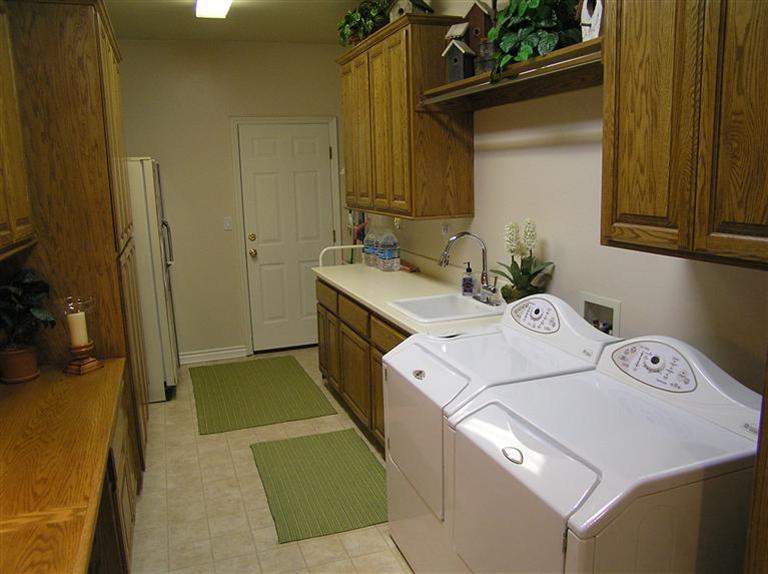 27881 Bear Valley Road Tehachapi, CA 93561 - Photo 25 of 81 Gallery Image 25