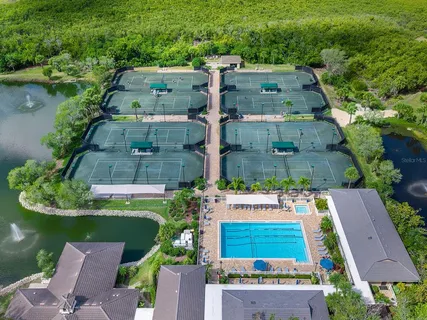 $565,000 | 5420 Eagles Point Circle, Unit 106, Sarasota, FL 34231