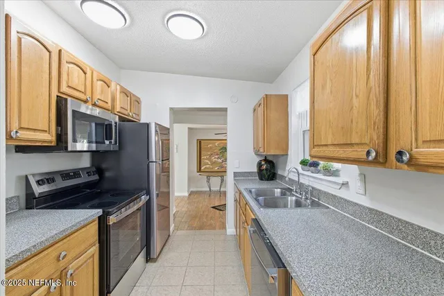 $196,000 | 909 La Marche Drive, Jacksonville, FL 32205