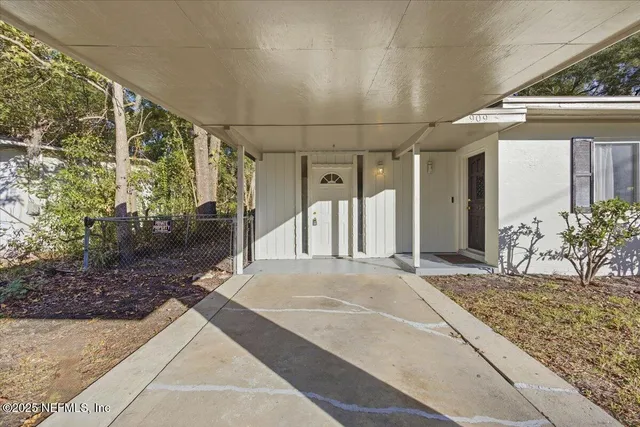 $196,000 | 909 La Marche Drive, Jacksonville, FL 32205