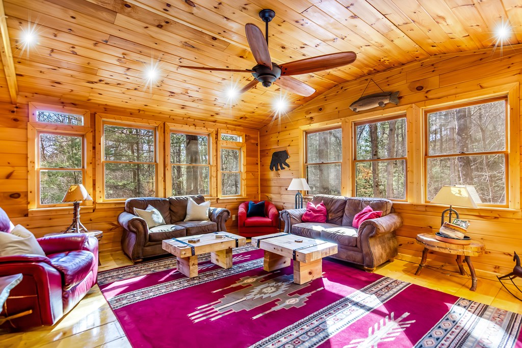 462 Laurel Mountain Road Blue Ridge, GA 30513 - Photo 15 of 52 Gallery Image 15