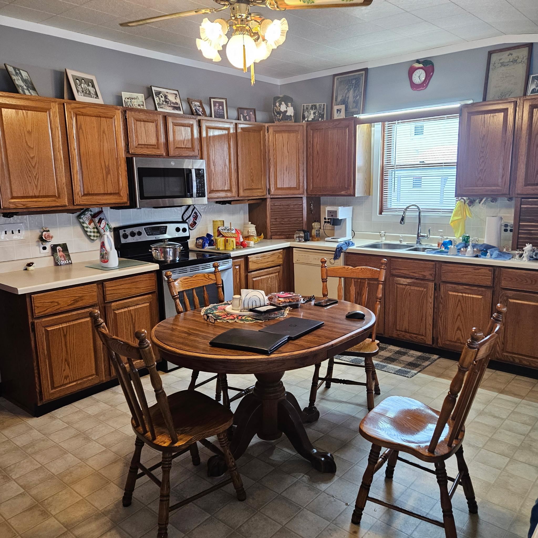 110 West Montello Street Montello, WI 53949 - Photo 4 of 21
