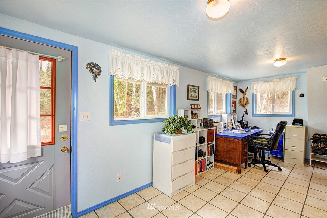 1540 Westside Road Cle Elum, WA 98922 - Photo 13 of 22 Gallery Image 13