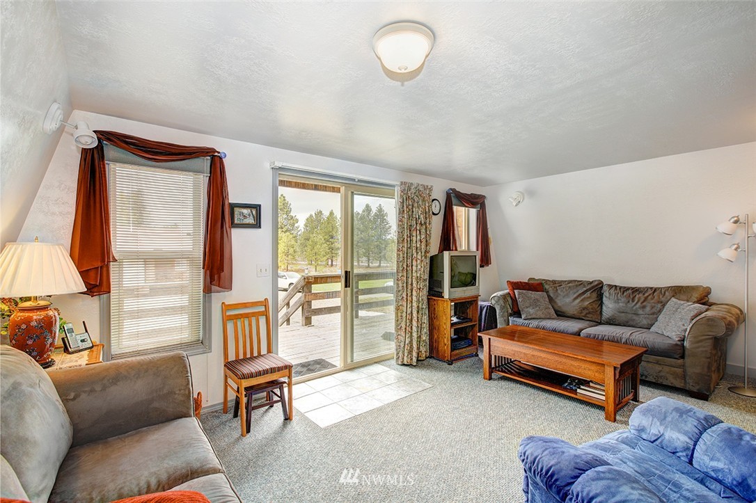 1540 Westside Road Cle Elum, WA 98922 - Photo 4 of 22 Gallery Image 4
