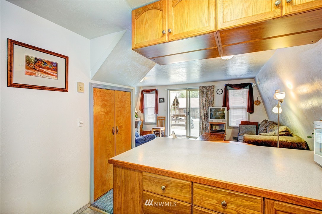 1540 Westside Road Cle Elum, WA 98922 - Photo 8 of 22 Gallery Image 8