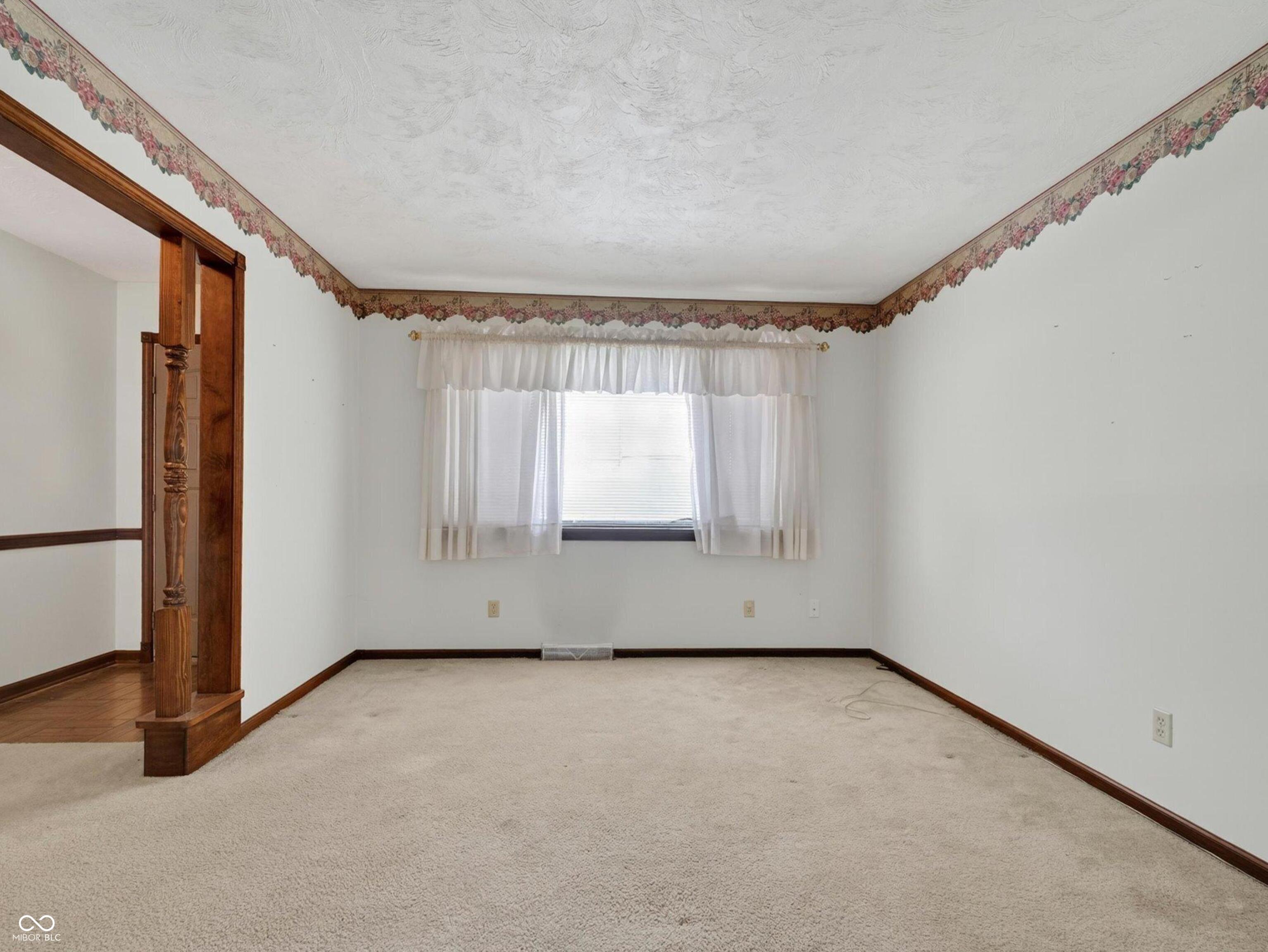 8782 Surrey Drive Pendleton, IN 46064 - Photo 7 of 34