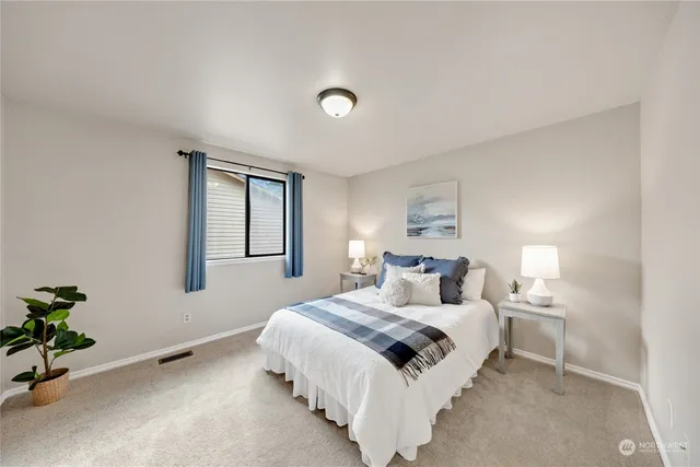 $375,000 | 1302 3rd Street Southeast, Unit 1, Auburn, WA 98002